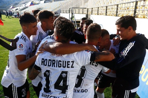 Colo Colo volvió a los abrazos | Fuente: Agencia UNO
