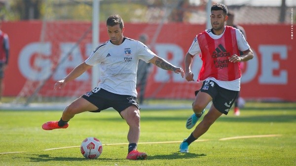 Gabriel Costa fue probado en el once titular / FOTO: Colo Colo Oficial