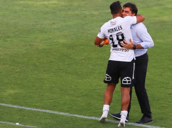 Quinteros festejó con todo la permanencia | Foto: archivo