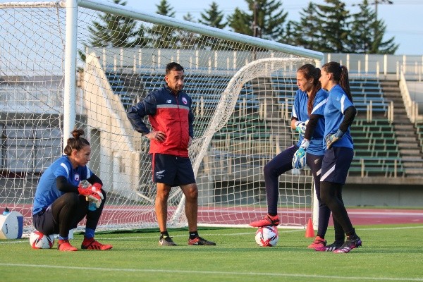 La Roja se prepara en Japón