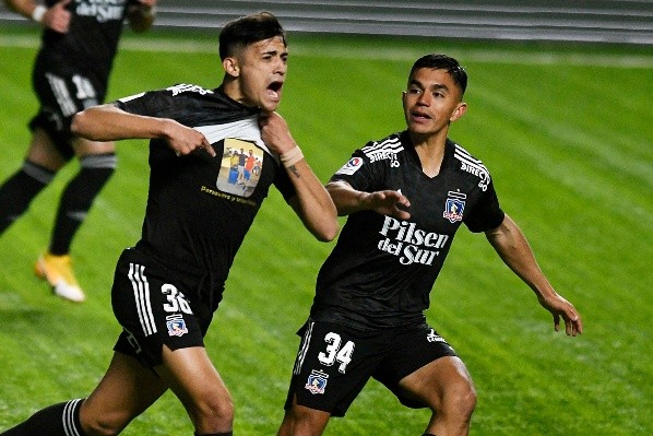 Formación: Pablo Solari agarra camiseta de titular en Colo Colo para