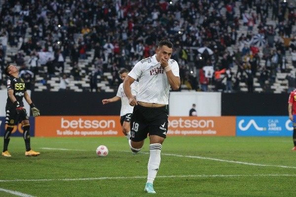 De la mano de la cantera, el Cacique goleó 4 a 0 a Unión Española. Fuente: Agencia UNO.