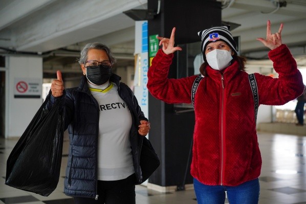 Socios y socias de Colo Colo comienzan a volver al Monumental / FOTO: Guille Salazar