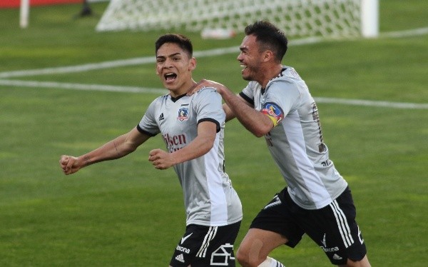 Colo Colo quiere seguir con los festejos.