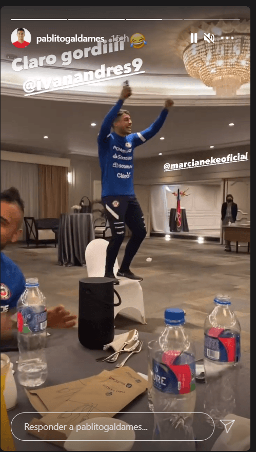 Morales al ritmo de Marcianeke.