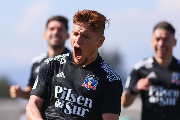 El Cacique ganó ante Palestino gracias a un golazo de tiro libre de Leonardo Gil. | Foto: Agencia UNO.