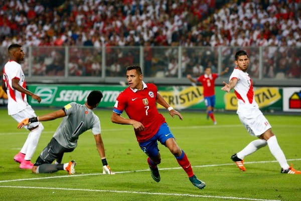 Alexis Sánchez será titular esta noche ante Perú. | Foto: Agencia UNO.