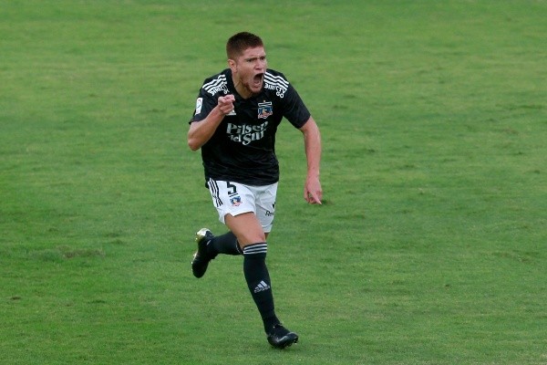 Leonardo Gil debutó en Colo Colo ante la UC.