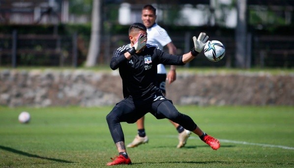 El Cacique volvió a los entrenamientos. Fotos: Sebastián Órdenes/Colo Colo oficial.