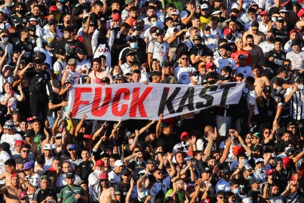 Otra de las pancartas presentes en el Monumental.