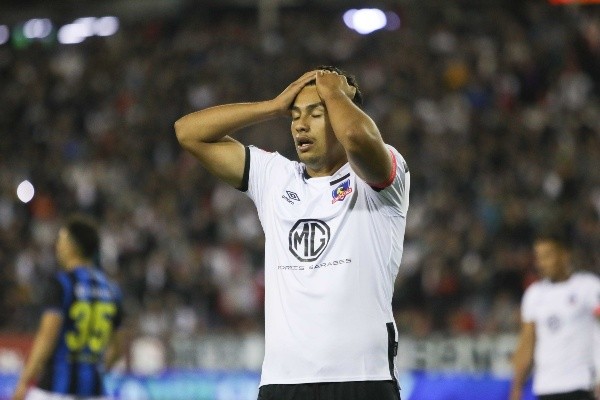 Entre 2018 y 2019 Morales perdió mucho protagonismo en el primer equipo de Colo Colo. | Foto: Agencia UNO.
