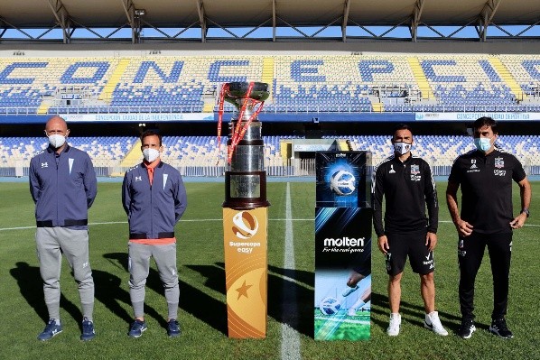 Los entrenadores y capitanes en la presentación de la Supercopa en Concepción / FOTO: Agencia Uno