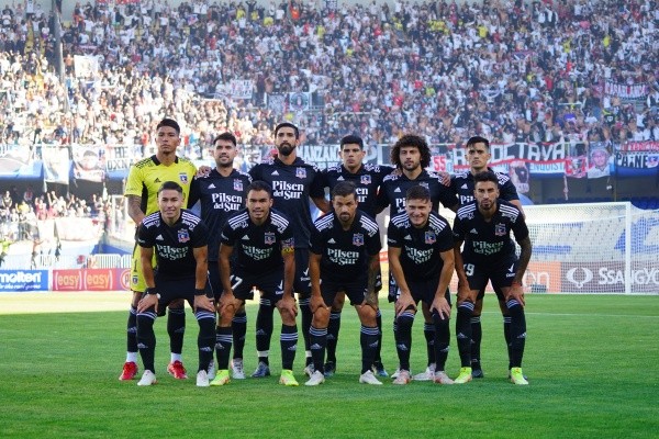 El Cacique bajó su tercera corona de Supercopa tras derrotar por 2 a 0 a la UC en Concepción. Fuente: Guillermo Salazar.