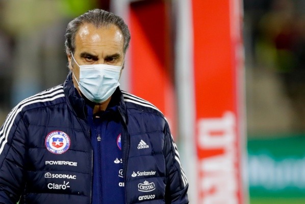 Lasarte debe definir el once estelar de Chile.