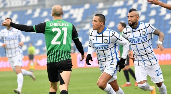 Alexis Sánchez y Arturo Vidal celebraron ante el Sassuolo por 2-1 en su último partido por Serie A / FOTO: Getty Images