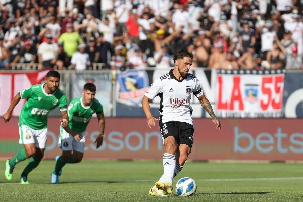 Gabriel Costa se perdió un penal que pudo ser el 2-0 para los albos. | Foto: Agencia UNO.