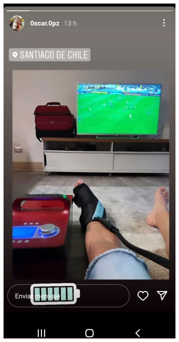 La bota de Óscar Opazo junto a su Game Ready para estar ante Huachipato / FOTO: Instagram
