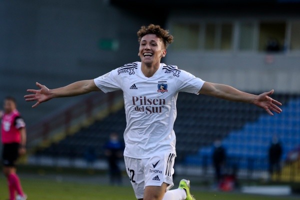 Colo Colo se quedó con los tres puntos en su última visita a Huachipato tras ganar por 2 a 0 con goles de Iván Morales y Luciano Arriagada. Fuente: Agencia UNO.