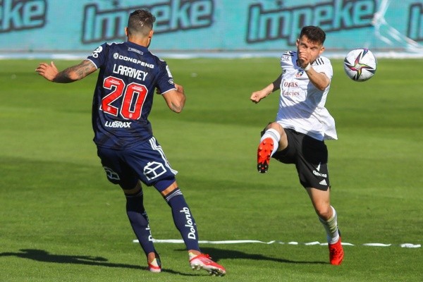 César Fuentes lucha por ser titular ante la U. / FOTO: Agencia Uno