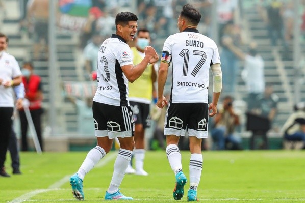 Gabriel Suazo y Esteban Pavez fueron dos de las figuras del Superclásico. / FOTO: Agencia Uno