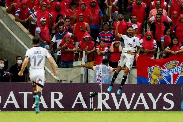 Colo Colo venció por 2-1 a Fortaleza en su debut en la Copa Libertadores 2022. | Foto: Agencia UNO.