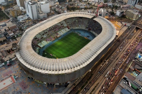 Estadio Nacional en Lima, Perú