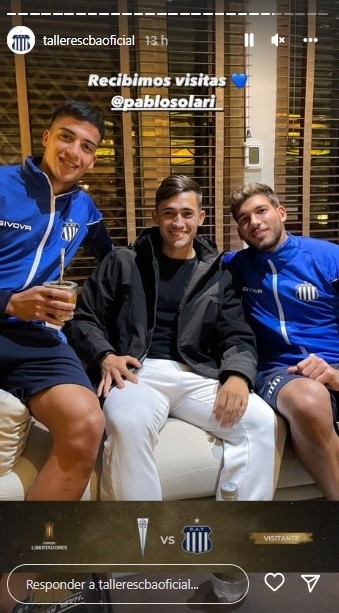 Solari junto al portero Joaquín Blázquez y el defensor Julián Malatini. | Foto: Talleres de Córdoba.