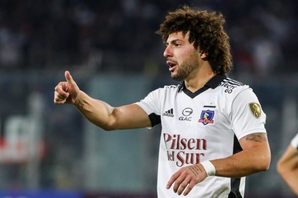 Maximiliano Falcón sigue siendo pieza fundamental en Colo Colo | Imagen: Agencia Uno