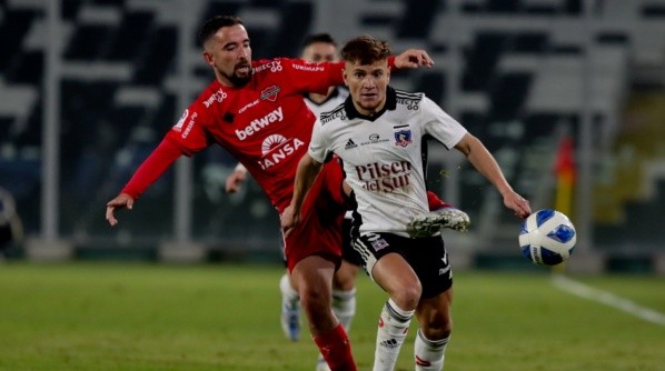 Leonardo Gil fue uno de los puntos altos de Colo Colo en el torneo | Imagen: Agencia Uno