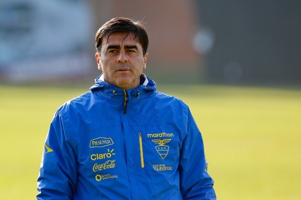 Gustavo Quinteros dirigió 33 partidos en Ecuador, con 13 triunfos, 6 empates y 14 derrotas entre 2015 y 2017. | Foto: Agencia UNO.