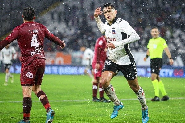 Pablo Solari se matriculó con un golazo para el 2-0 del Cacique. | Foto: Agencia UNO.