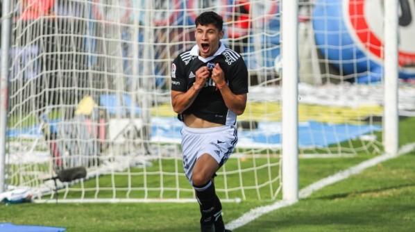 Alexander Oroz asoma como titular en el puesto de Pablo Solari | Imagen: Agencia Uno