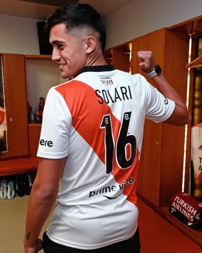 Pablo Solari fue oficializado como nuevo jugador de River Plate. | Foto: River.