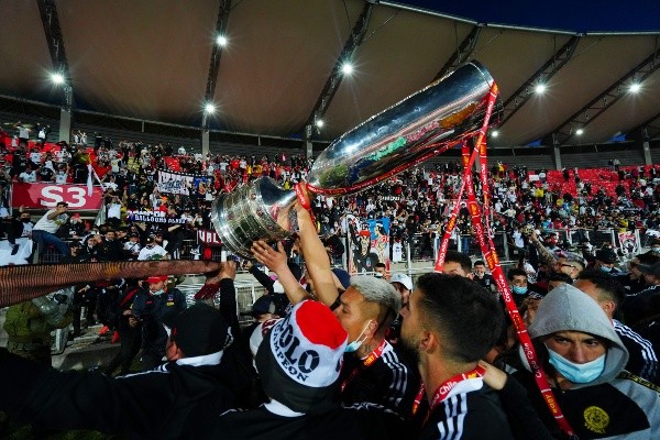Colo Colo vuelve a un estadio donde selló su permanencia en primera y ganó la Copa Chile en la temporada 2021. | Foto: Agencia UNO.