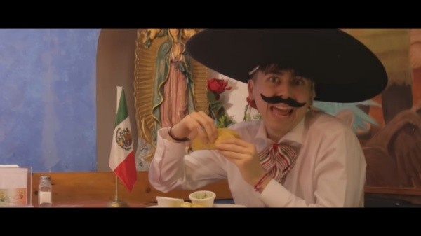 El autor de la canción “Guaracha Sutra”