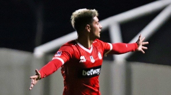 Alarcón se ganó una camiseta de titular en Unión La Calera. | Foto: Agencia UNO.