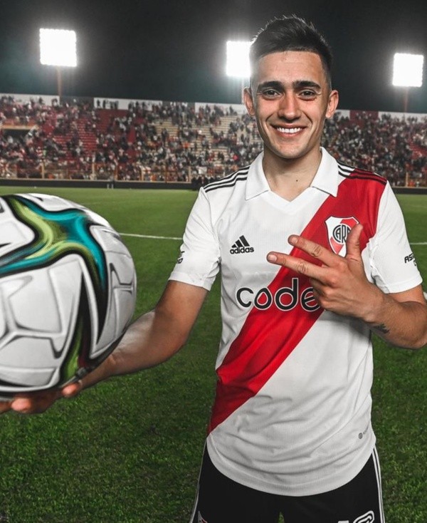 Pablo Solari es la gran figura de River Plate y se matriculó con un hattrick ante Defensa y Justicia. Fuente: River Plate.