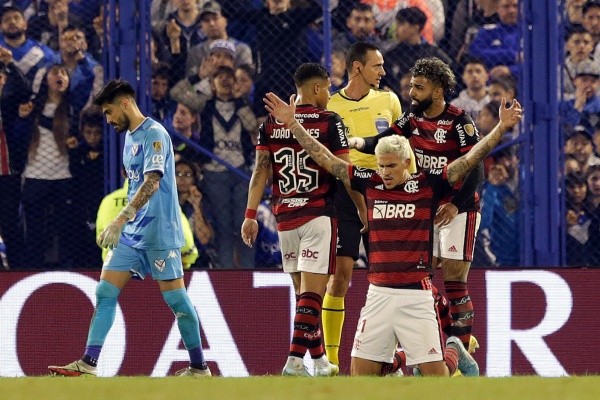 Pedro marcó un triplete ante Vélez y encaminó el paso del Flamengo a la final de la Copa Libertadores. Fuente: Getty Images.