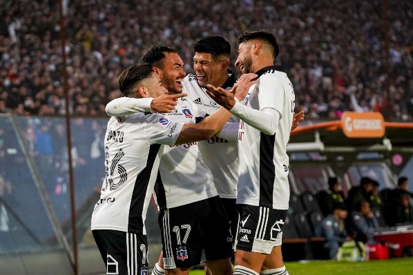 Colo Colo mantuvo los nueve puntos de ventaja que tenía en la cima. | Foto: Guillermo Salazar.