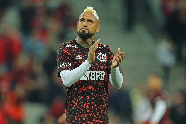 Vidal ha sido mayormente suplente en esta temporada 2022 con el Flamengo. | Foto: Getty Images.