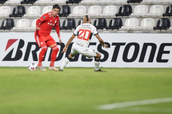 Palacios jugó 35 partidos en el año que alacanzó a estar en el Inter de Porto Alegre. | Foto: Agencia UNO.