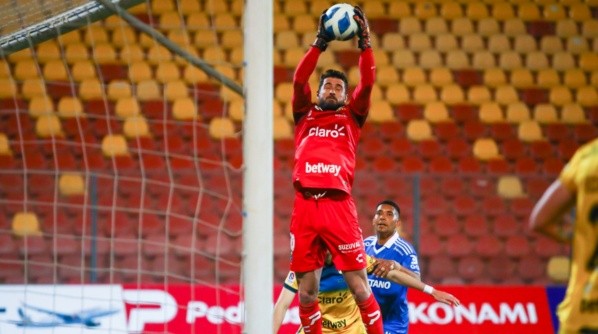 Fernando de Paul terminó su contrato con Everton de Viña del Mar | Imagen: Agencia Uno