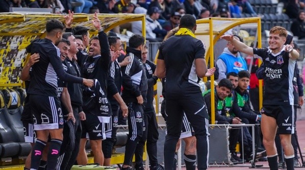 Los jugadores de Colo Colo festejando el título en Coquimbo | Imagen: Guillermo Salazar