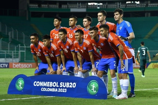 La formación inicial de Chile Sub 20 ante Bolivia  / FOTO: Nelson Ríos - Selección Chilena