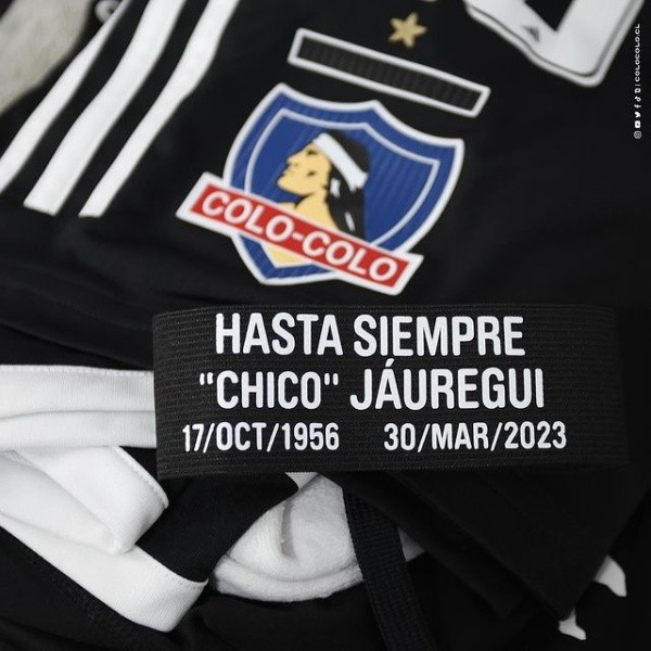 El homenaje para Arturo Jaurequi. / FOTO: Colo Colo