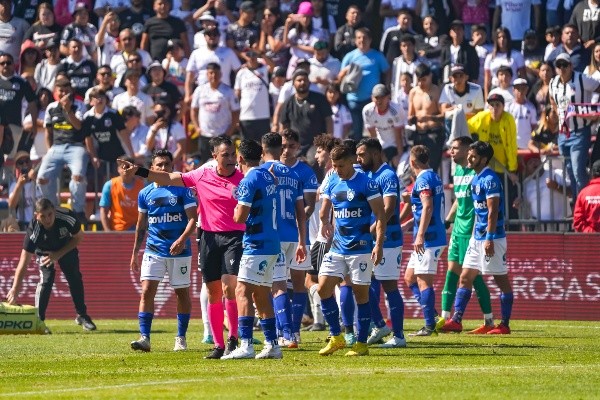 Colo Colo derrota a Huachipato en Talcahuano. (Foto: Guillermo Salazar)